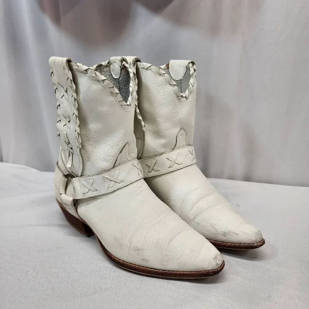 Women's 6 White Leather Braided Short Ankle Western Cowboy Boots Vintage